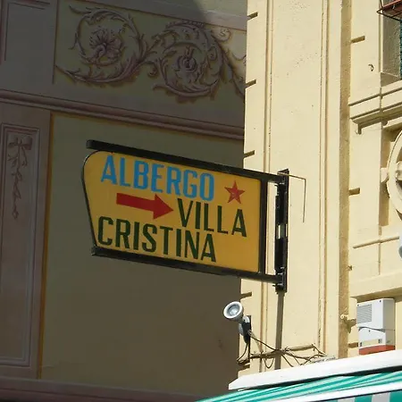 Cristina Ξενοδοχείο